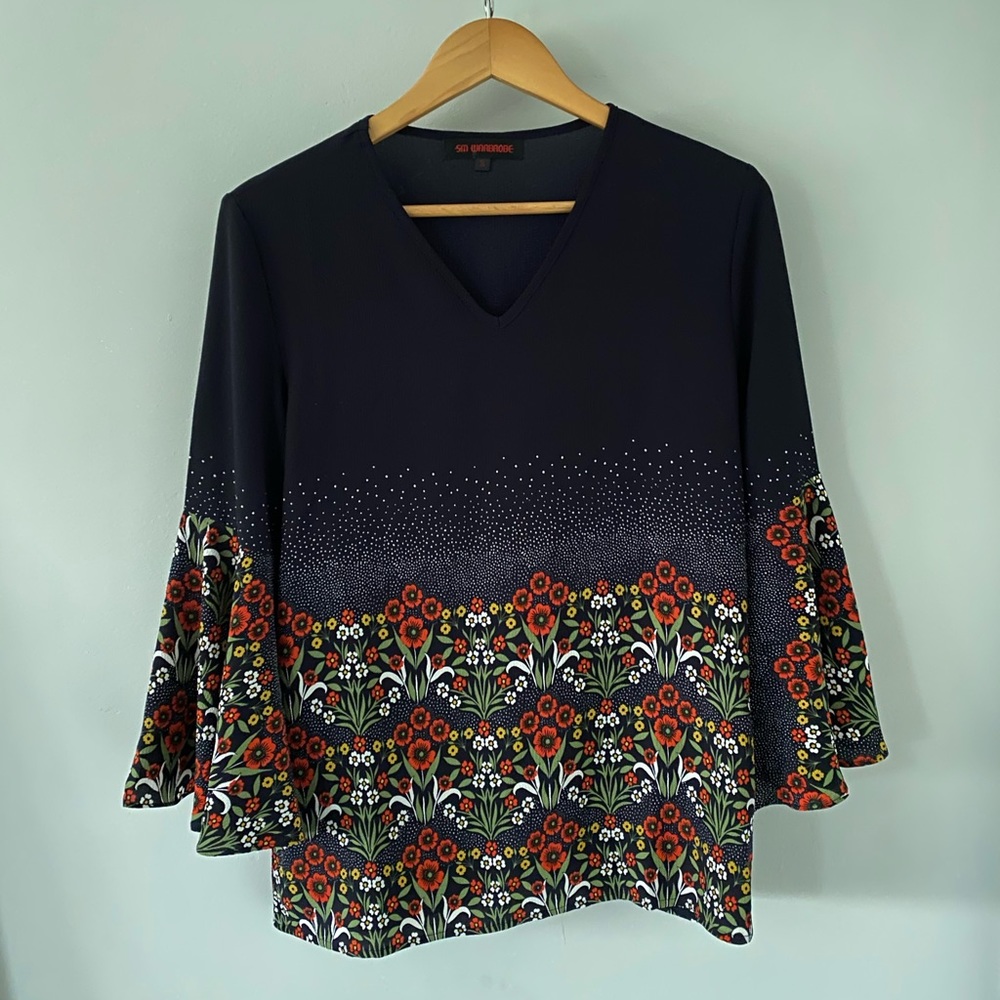 Flowy floral blouse